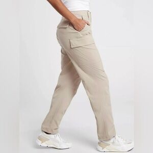 ATHLETA Trekkie Utility Cargo Pants Women 14 Stretch 33x30” Hike Camp Outdoor